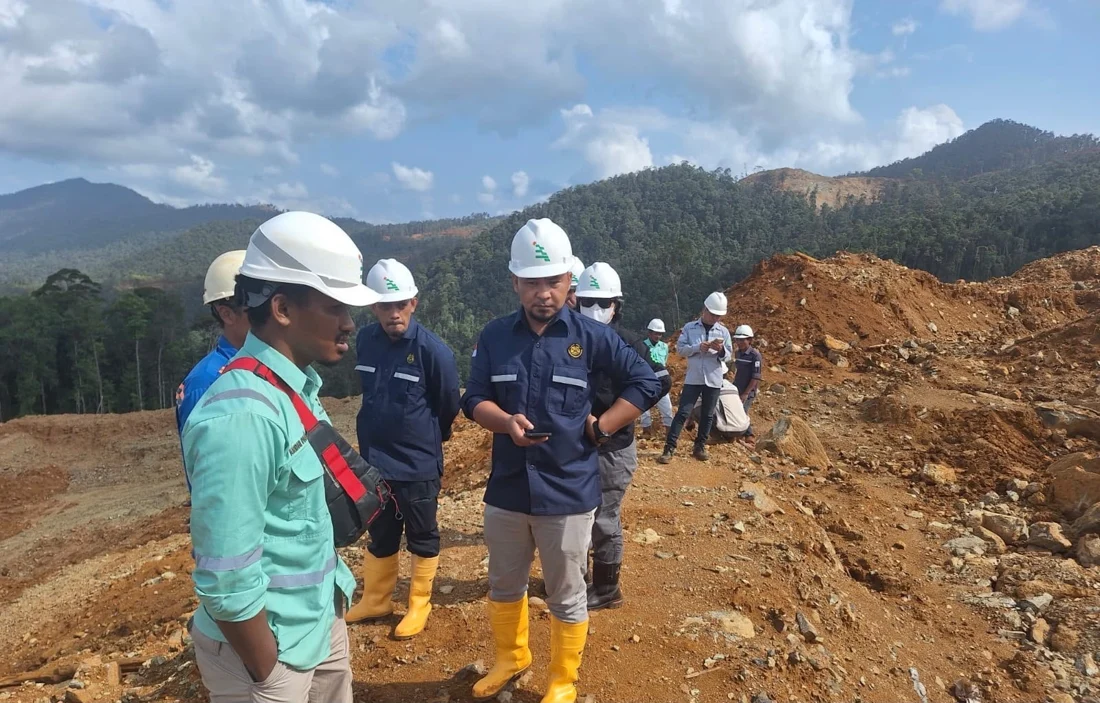 Hardhat site visit at the Central Sulawesi mining project